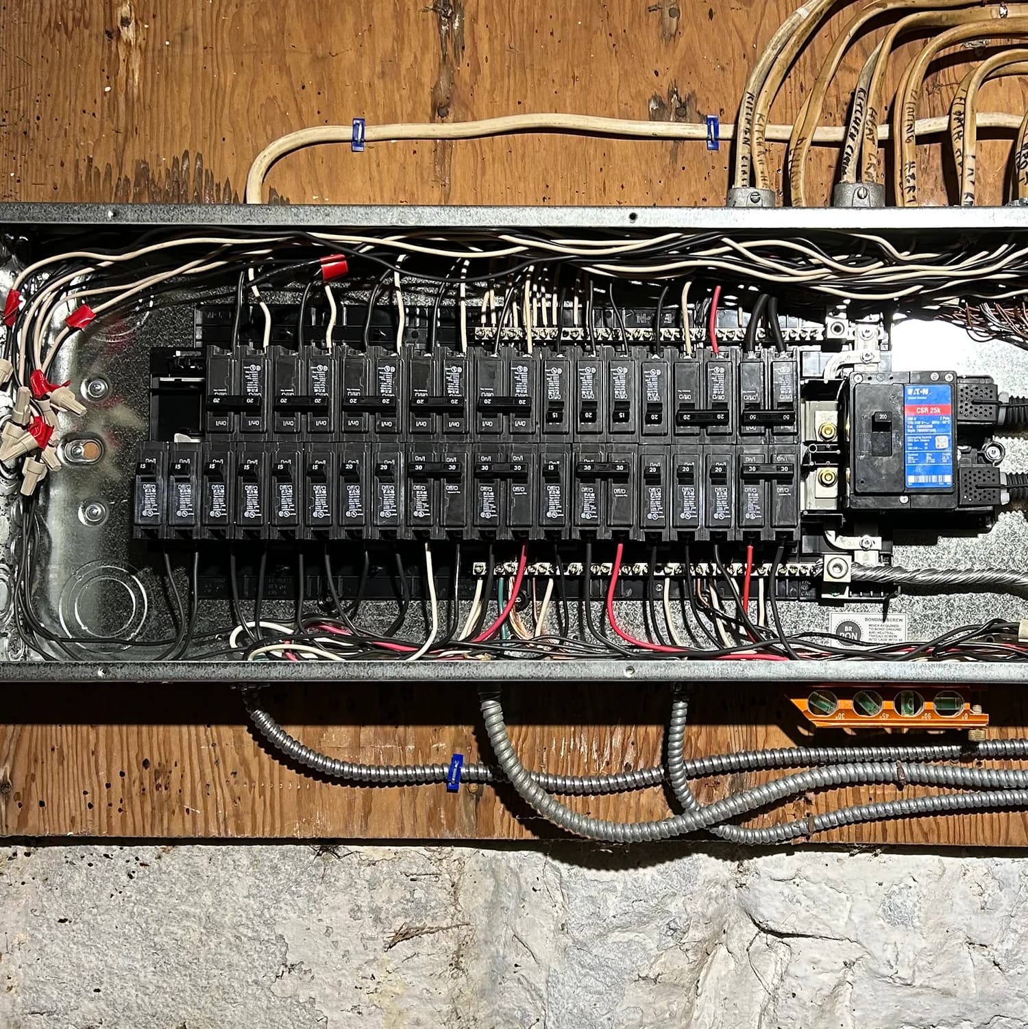 Warning Signs You Need an Electrical Panel Replacement in Hudson